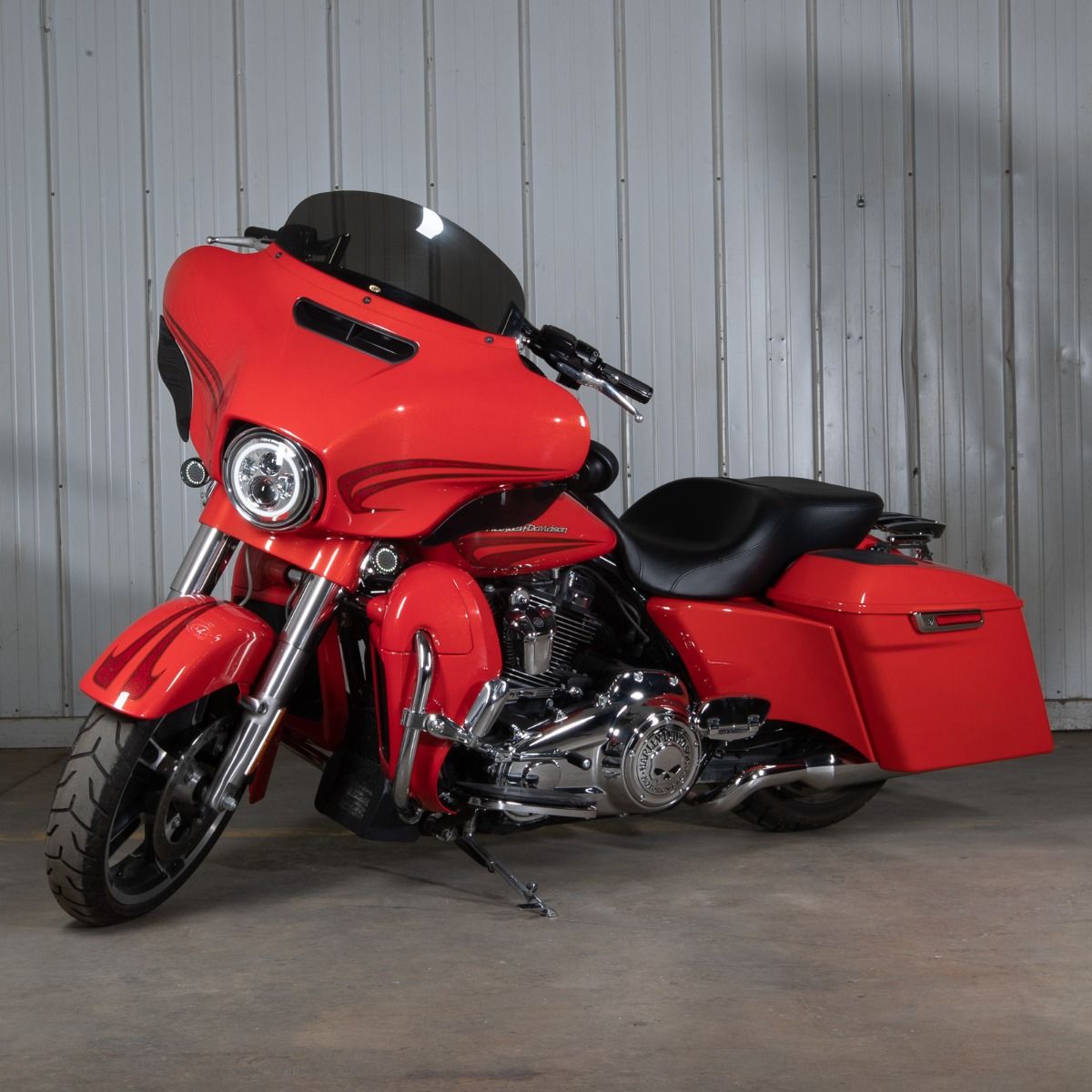 Hogworkz Color Matched 4" Dual Cut Stretched Saddlebags for Harley® Touring '14-'23